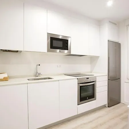 Piso En El Centro De Bilbao, Frente A La Alhondiga 毕尔巴鄂