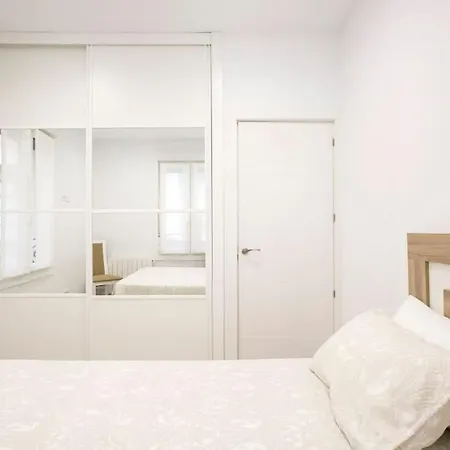 Piso En El Centro De Bilbao, Frente A La Alhondiga